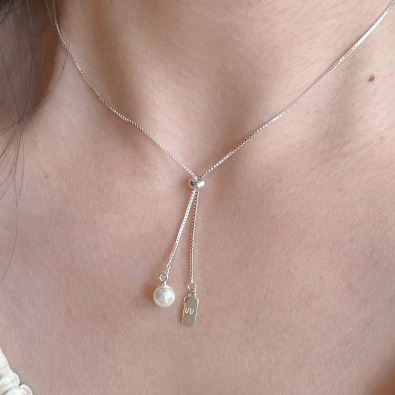 Collana con ciondolo a forma di quadrato di perle per donna, girocollo Xia, due collane in stile Ins, lusso leggero, design di nicchia._voghion.com