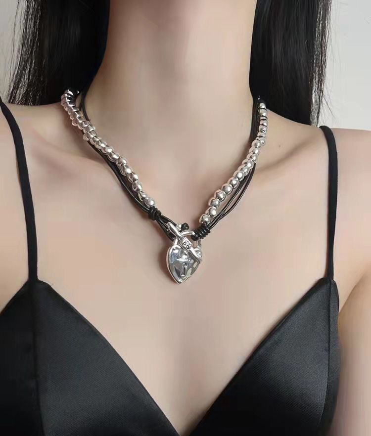 Nišas personalizēta ādas virves savienošana ar pērlītēm, mīlestības slēdzenes burtu kaklarota, viegla, luksusa tendence, džempera ķēde sievietēm_voghion.com