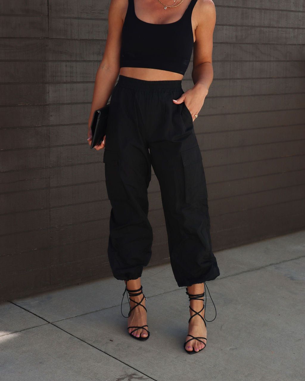 Women's Clothing Multi Pocket Overalls Women's Elastic Waist Loose Drawstring Cuffs Woven Casual Trousers_voghion.com