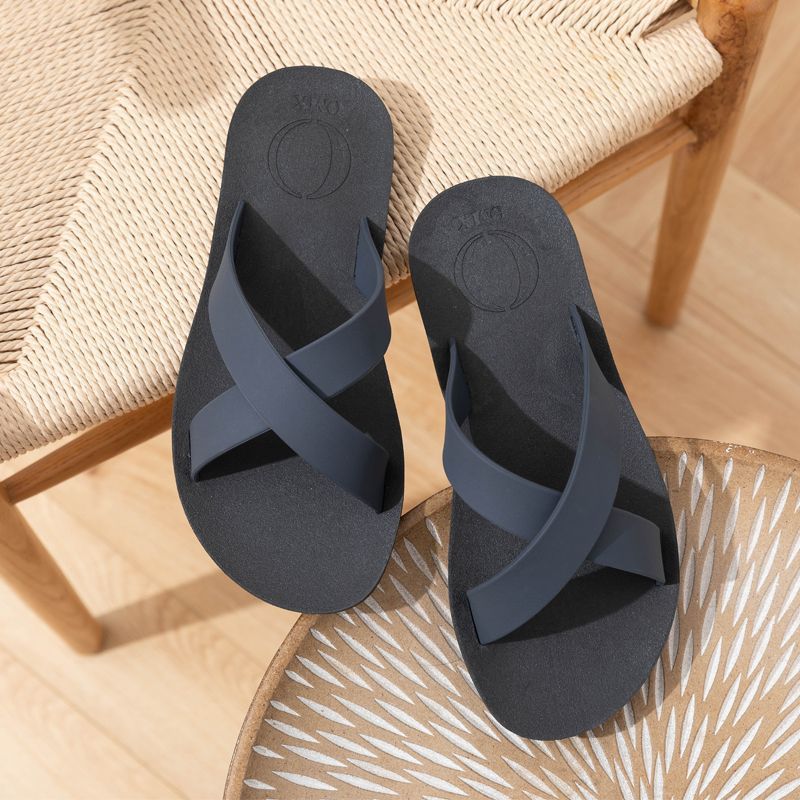 Neue ultra-verschleißfeste Latexsandalen für Männer, rutschfest und desodorierend, dicke Sohlen für den Strand zu Hause im Freien für den Sommer 2024_voghion.com