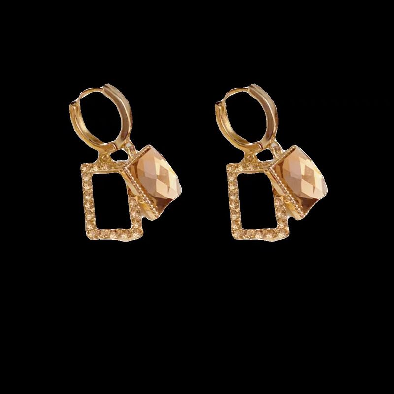 Hot Selling Fashionable Vintage Series Light Luxury Super Sparkling Socialite Geometric Zircon Ear Buckle Exquisite Small Fragrance Style_voghion.com