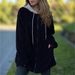 Damen-Fleecejacke mit Kapuze – Übergroßer Mantel mit Reißverschluss und langen Ärmeln in Weinrot/Taupe/Grau/Schwarz, Streetwear-Stil mit kuscheligem Plüschfutter_voghion.com