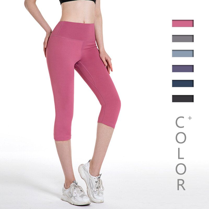 Női Capri jóganadrág, varrás nélküli rövidnadrág, push-up csípőre húzható sportleggings, tornateremhez való Fiess sportleggings_voghion.com