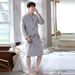 Nachtwäsche Korallensamt-Bademantel, Fleece, verdickter Flanell, Nachtwäsche, lang, Herbst/Winter, gemütlicher Thermo-Pyjama, sowohl für Männer als auch für Frauen_voghion.com