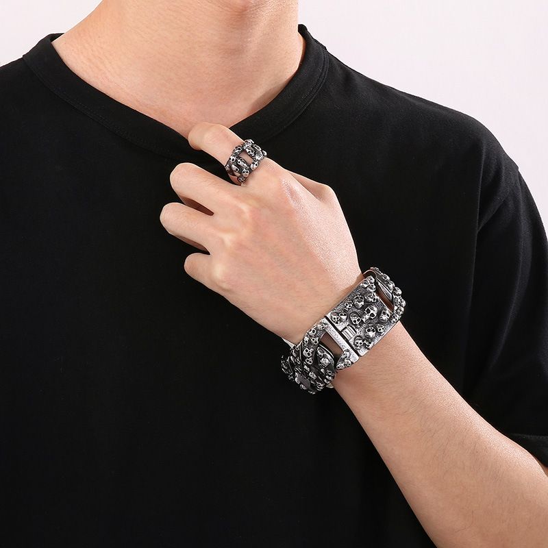 Anello con testa di fantasma di Carnevale di Halloween, punk, teschio nero, catena cubana, bracciale da uomo in acciaio al titanio, set di gioielli_voghion.com