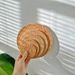 Sottobicchieri in rattan intrecciati a mano – Set in fibra naturale resistente al calore per tè, caffè e sala da pranzo (8 cm/10 cm/13 cm/16 cm, ecologici, antiscivolo)_voghion.com