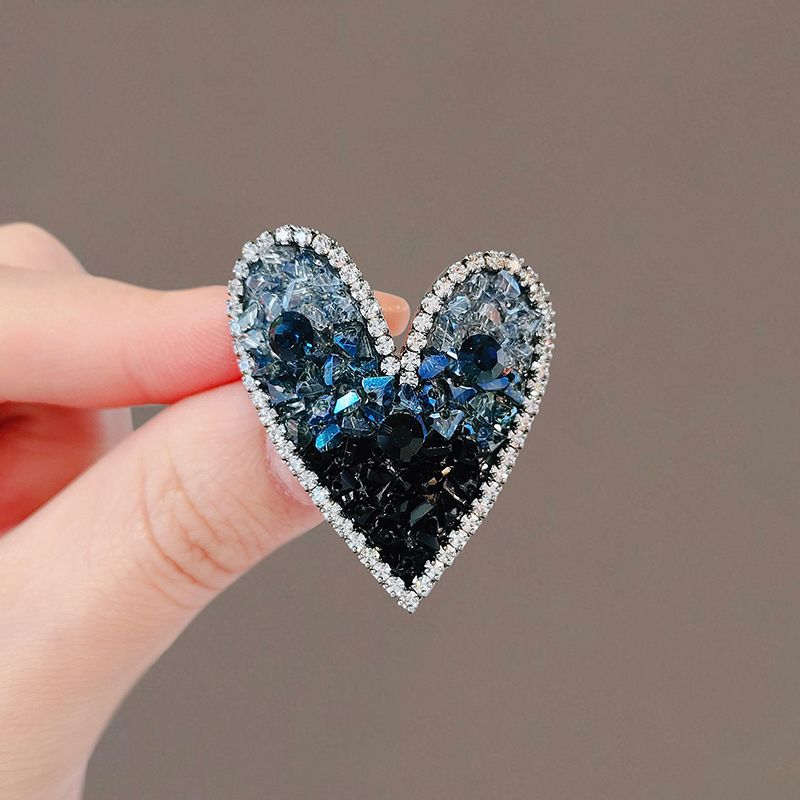 Butterfly Brooch Women's Autumn And Winter Suit Corsage High-end Temperament Accessories Anti-light Pin_voghion.com