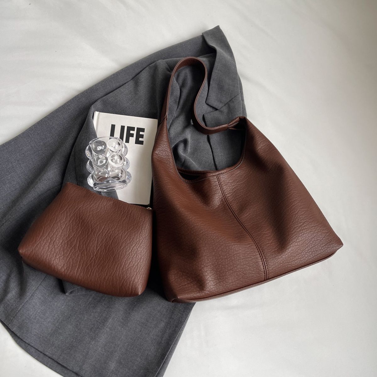 Large capacity mother and child women 2024 new high-end soft leather armpit shoulder for work commuting tote bag_voghion.com