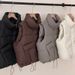 Kurze Steppweste – Koreanischer minimalistischer Puffermantel ohne Ärmel (4 Größen, Slim Fit für zierliche Figuren)_voghion.com