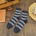 Crew Socks Gestreifte Kaschmirsocken für Herren für Herbst und Winter, vielseitig und lässig, weiche und klebrige Socken, modische kaffeefarbene Florsocken_voghion.com