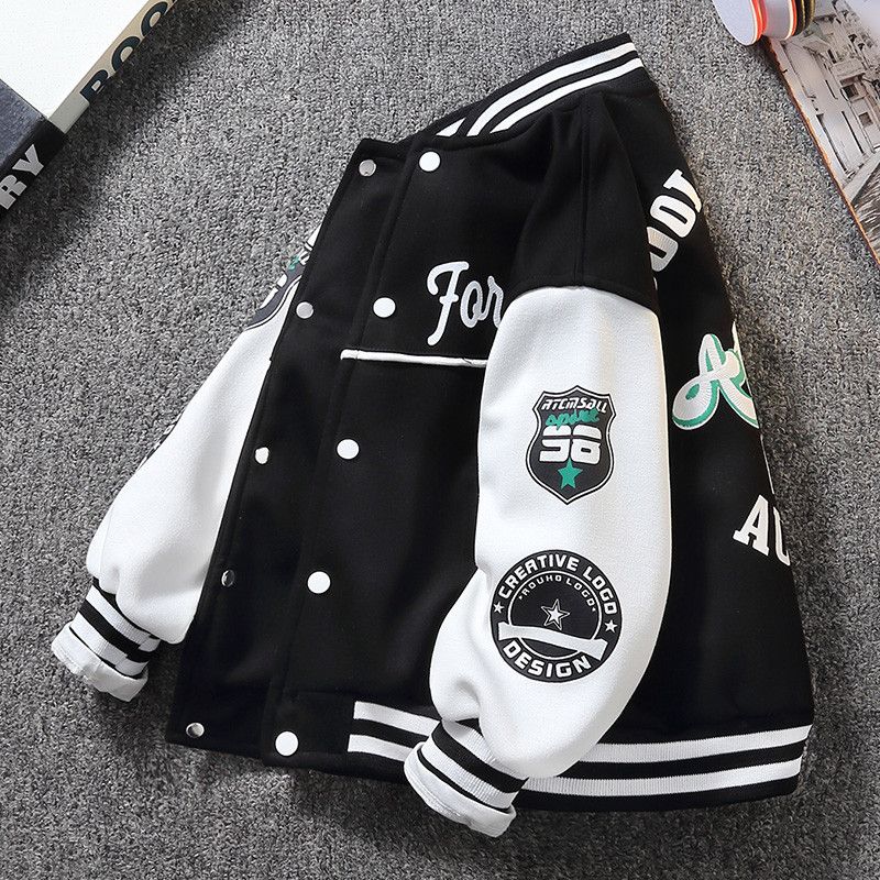Baseballjacke für Jungen von Mother & Kids für Frühling und Herbst – trendige und hochwertige Oberbekleidung für Kinder von 6–12 Jahren (Schwarz/Grün, Buchstabendruck)_voghion.com