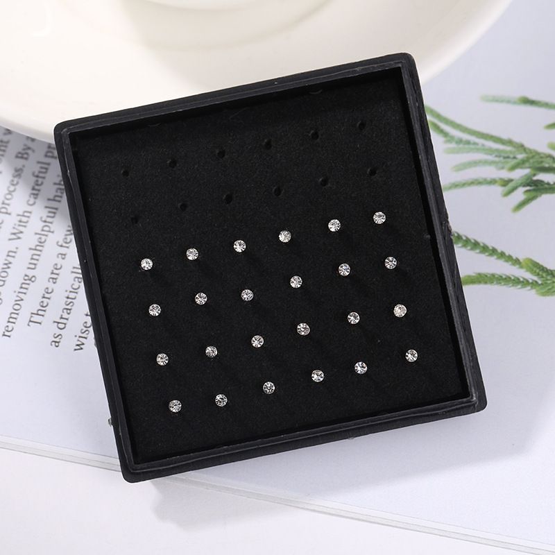 24 Stück/Box Kristall-Nasenpiercing-Stecker, modischer Körperschmuck für Damen und Mädchen, Nasenpiercing-Set aus Edelstahl (Chirurgenstahl)_voghion.com