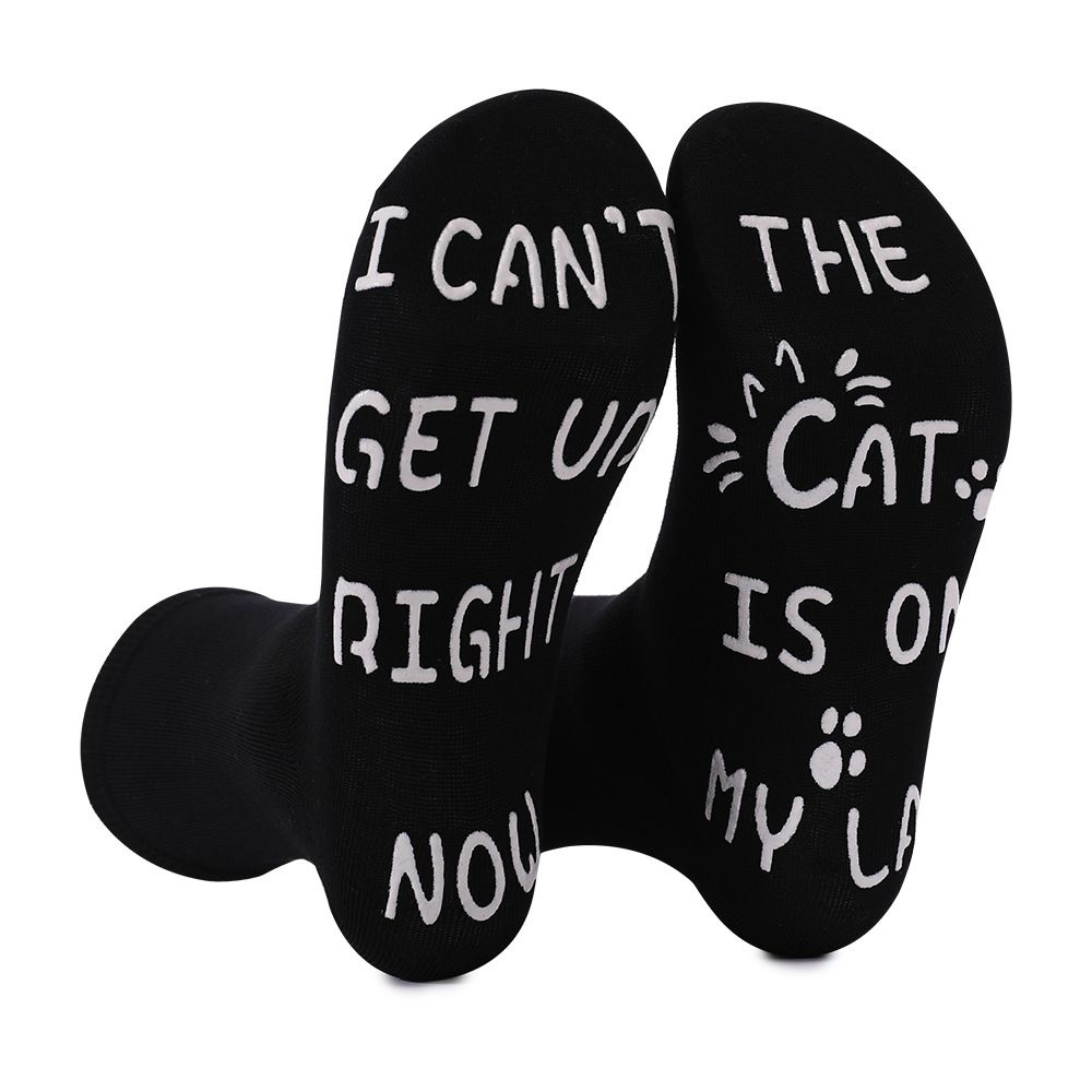 Nagy méretű férfi zokni, robbanékony betűpöttyös, csúszásgátló zokni, férfi_voghion.com