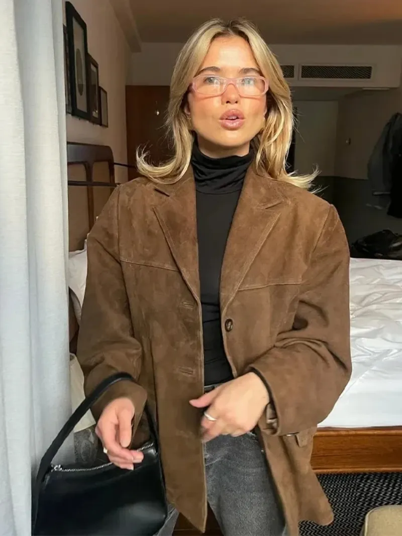 Braun Revers Tasche Wildleder Leder Jacke Für Frau Single Button Langarm Vintage Blazer Mantel 2024 Dame Herbst Straße_voghion.com