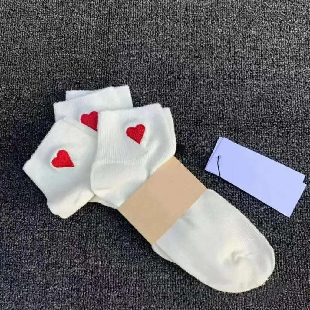 Herr klassisk broderad A-bokstav kort tub Pian-stil bomull höst vinter Sock för män och kvinnor_voghion.com