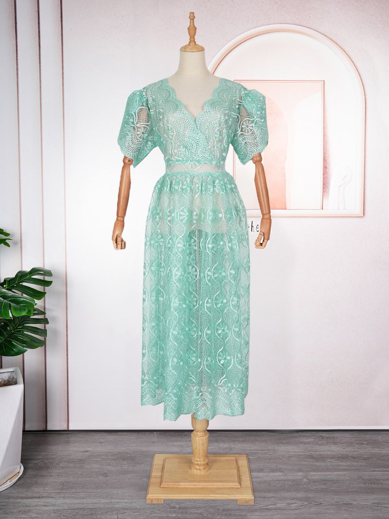 Abbigliamento da donna Abito in maglia ricamato Abito in pizzo con scollo a V_voghion.com