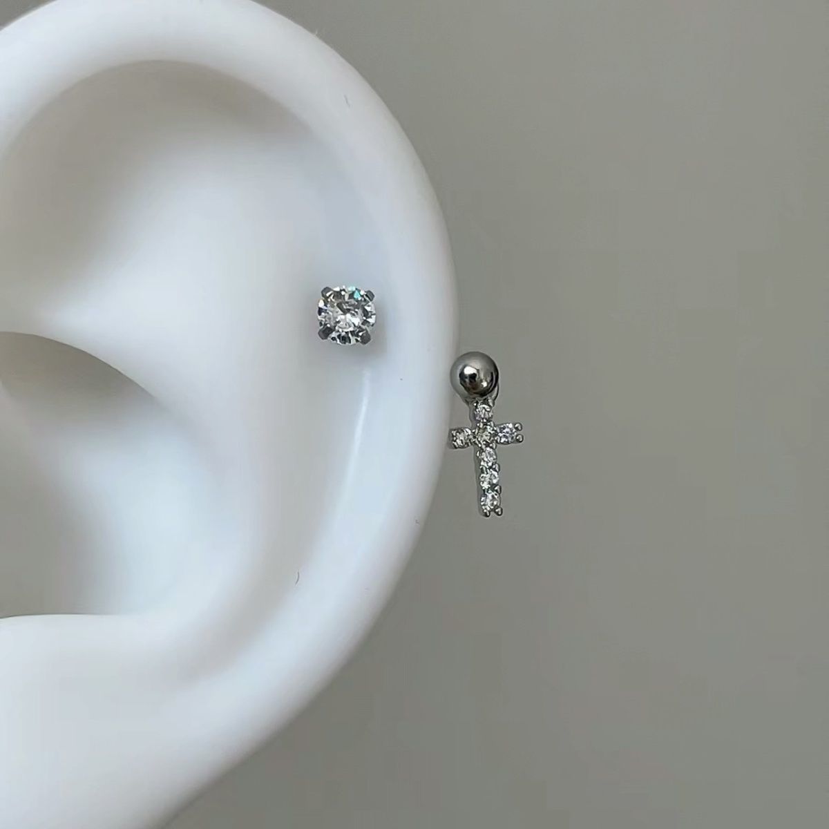 New Cross Titanium Steel Zircon Piercing U-shaped Horseshoe Ear Bone Stud Screw Twist Earrings For Women_voghion.com
