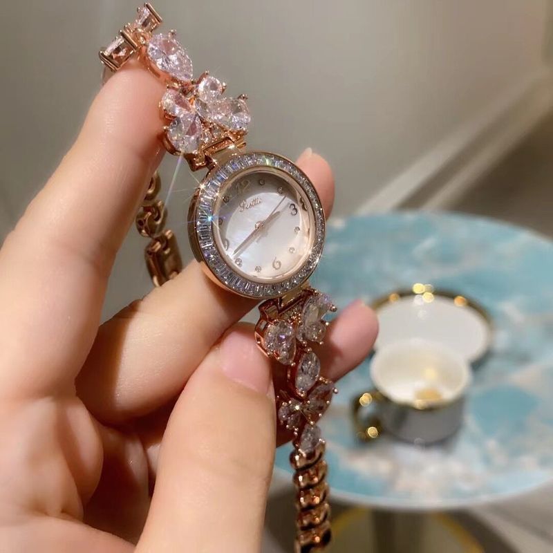 2023 nouveau Douyin même véritable montre de luxe en diamant pour les femmes Ins Style mode tempérament polyvalent montre pour femme montre étanche_voghion.com