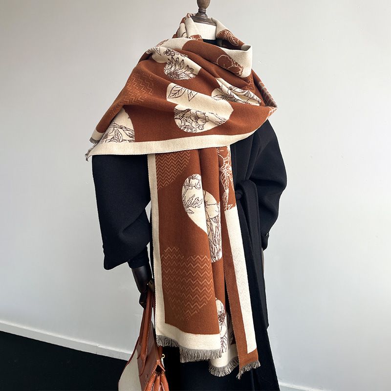 Silhouette a forma di cuore, linee floreali, stile autunnale e invernale personalizzato alla moda per le donne, caldo cashmere_voghion.com