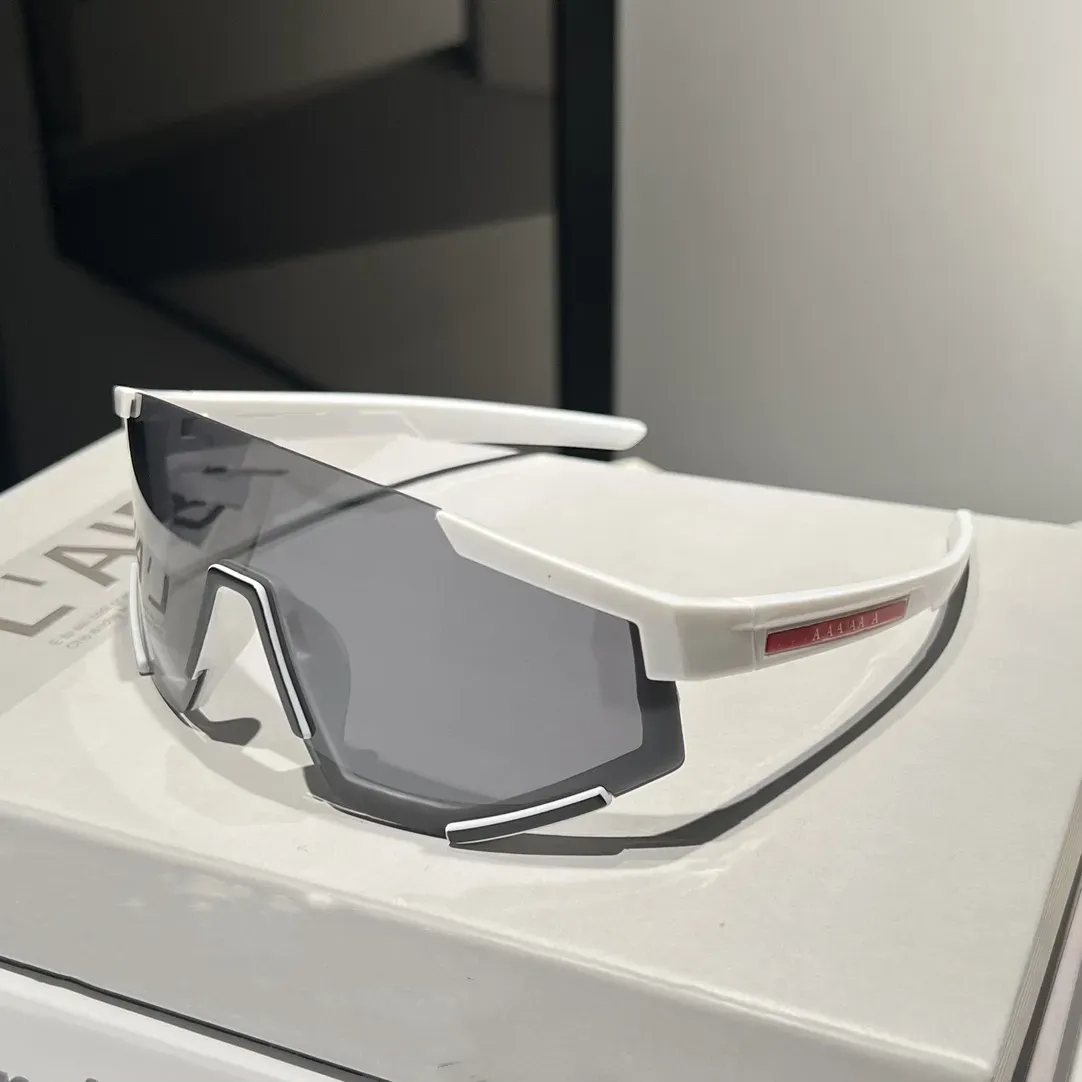 Designer Shield Vit Visir Röd Randig Herr Dam Cykelglasögon Herr Mode Polariserade Solglasögon Utomhus Sport Löpning_voghion.com