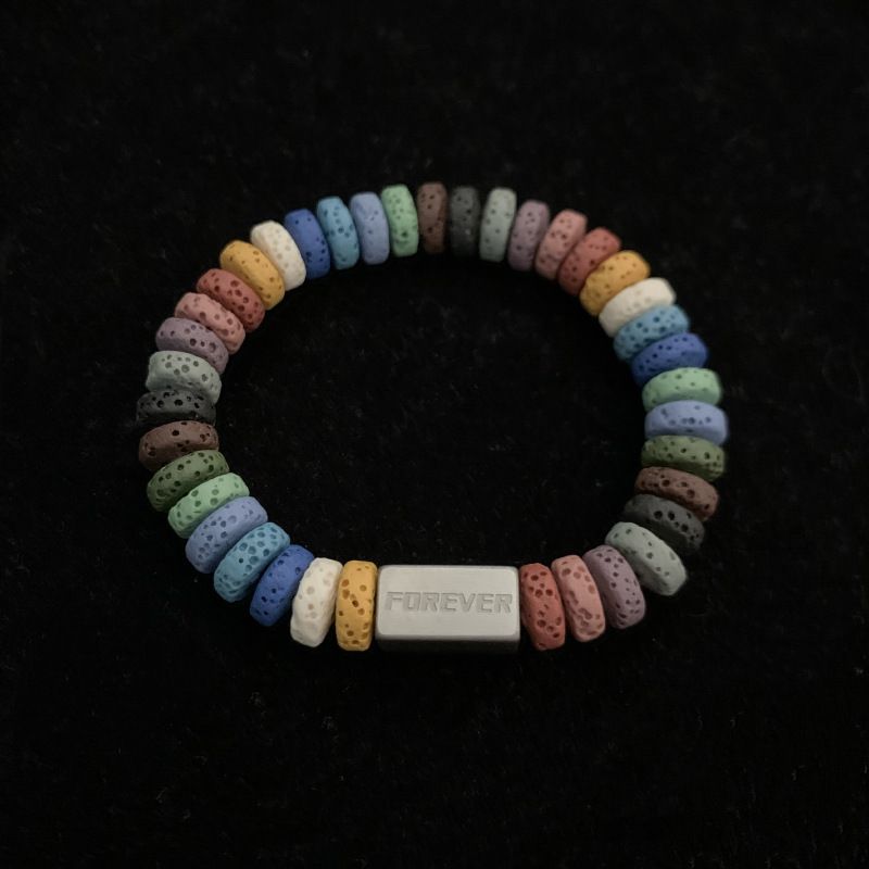 Bracciale versatile da uomo in acciaio inossidabile con lettere colorate, pietra vulcanica dopamina, stile unisex_voghion.com