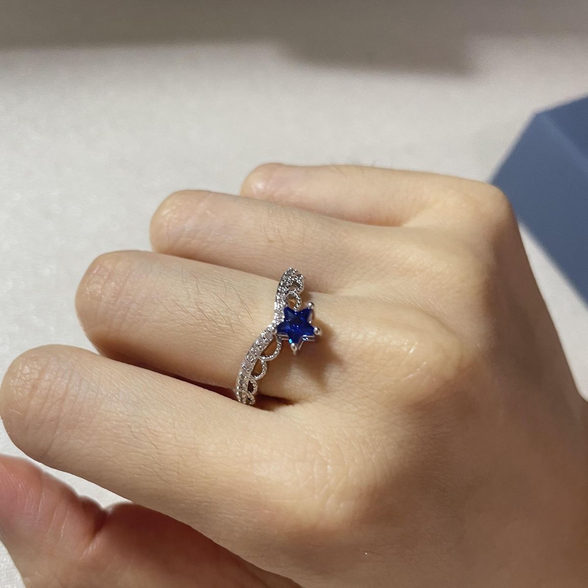 Crown Heart Ring For Women, Niche Light Luxury Open Design Jewelry, Star Blue Zircon Accessories_voghion.com