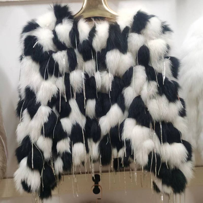 Women's Clothing Real Fox Fur Coat For Women With The Same Style As The Internet Celebrity Douyin, Short Fur With Stripes And Tassels, Stylish_voghion.com
