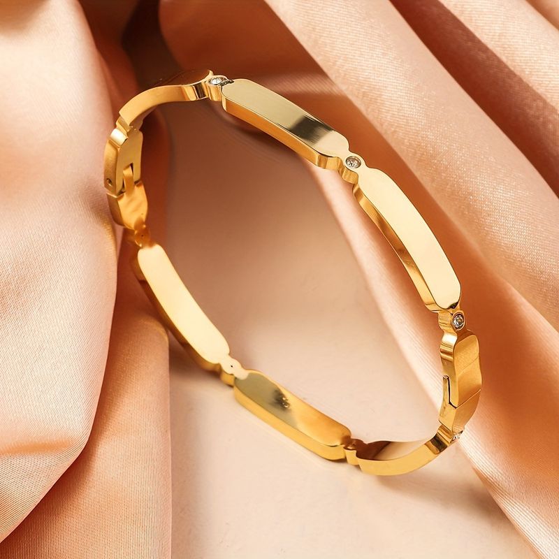 Bracciale in titanio per donna, di lusso, di alta gamma, con chiusura rettangolare arrotondata e tempestata di diamanti, in acciaio inossidabile, a forma di uovo_voghion.com