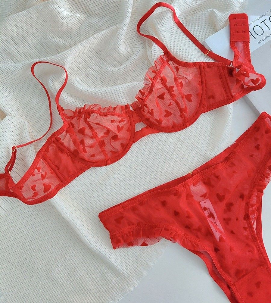 Intimates för kvinnor Ultratunn genomskinlig hjärtformad tryckt underklädesset för kvinnor Stor bröst liten BH_voghion.com