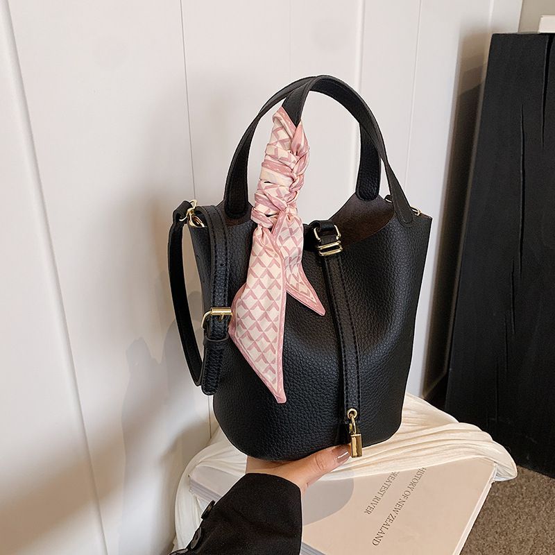 Einfacher Pendler-Handkorb für Frauen 2024 Neue Eimer-Umhängetasche für Mutter und Tochter mit einer Schulter_voghion.com