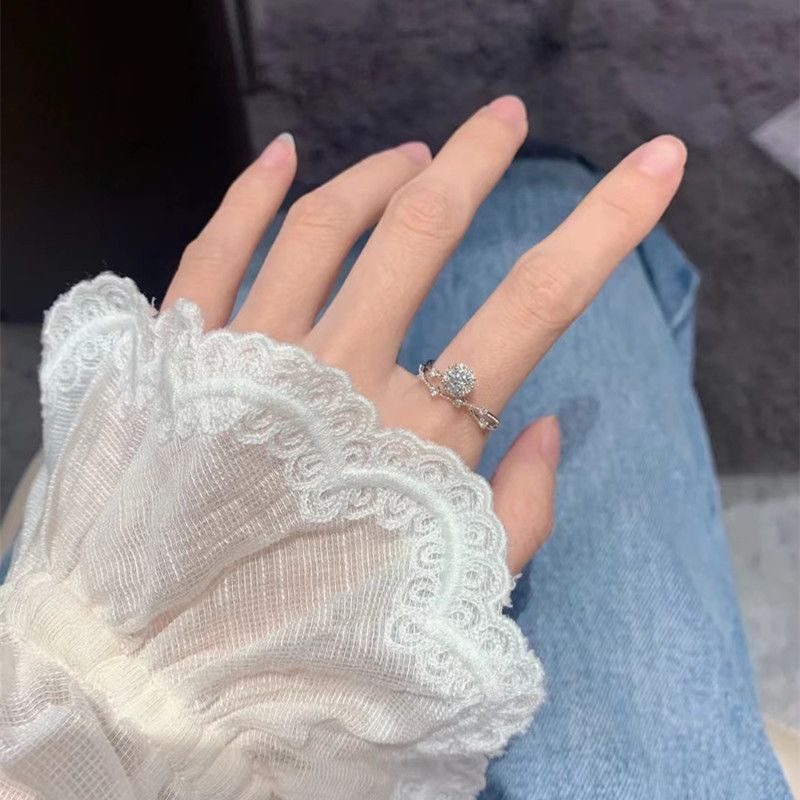 Bague en diamant étoilé de Zhou Jiacan avec proposition d'ensemble de petit groupe de conception, bague en pierre de fée de mariage Mosang, bijoux féminins_voghion.com