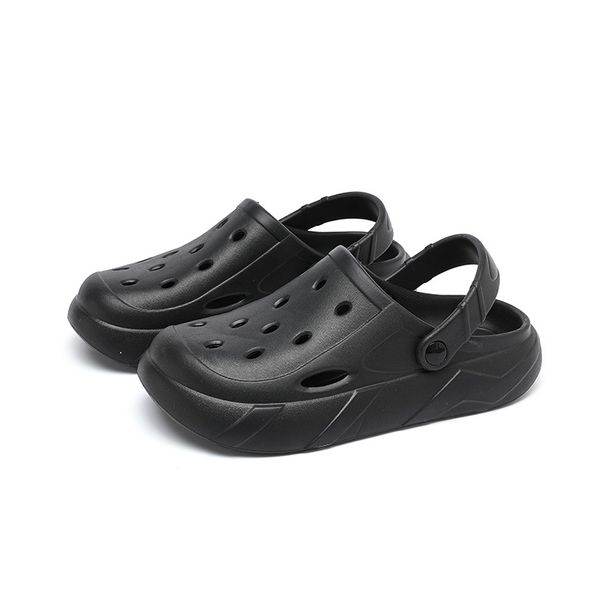 2024 nya modeskor med hål för män sommar utomhuskläder Baotou tofflor män halkfria och luktborttagande eva beach tofflor_voghion.com