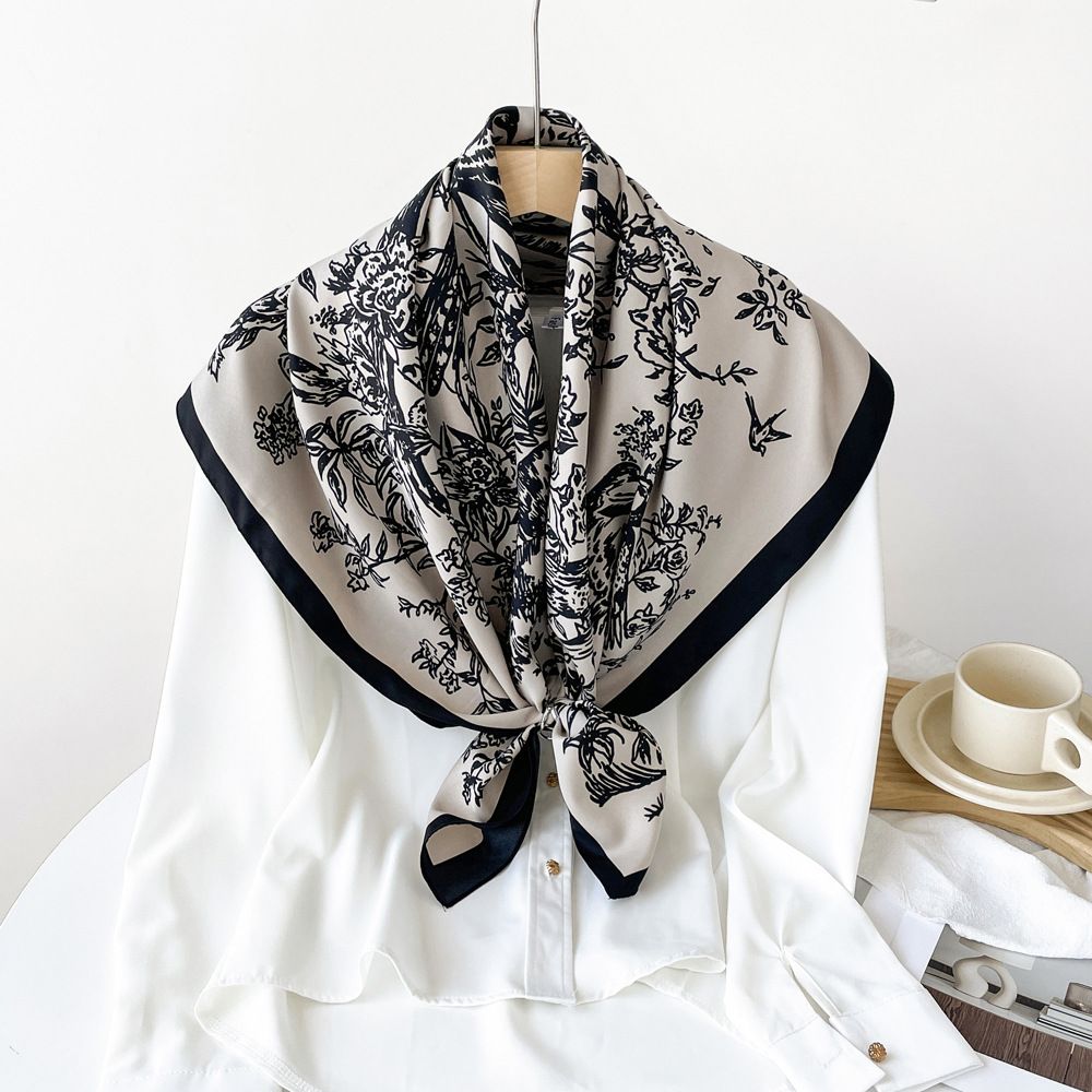 90 artistiek ontwerp dunne sjaal lichtgewicht en zachte keper simulatie zijde grote vierkante sjaal_voghion.com