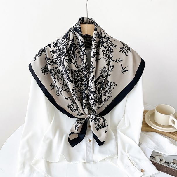 90 artistiek ontwerp dunne sjaal lichtgewicht en zachte keper simulatie zijde grote vierkante sjaal_voghion.com