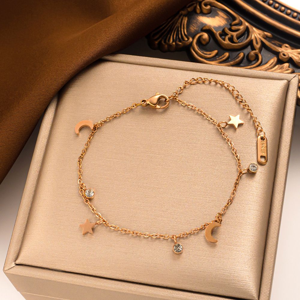 Bracciale Xingyue in oro rosa semplice Bracciale per fidanzata di design di minoranza Studente Bracciale temperamento semplice in acciaio al titanio_voghion.com