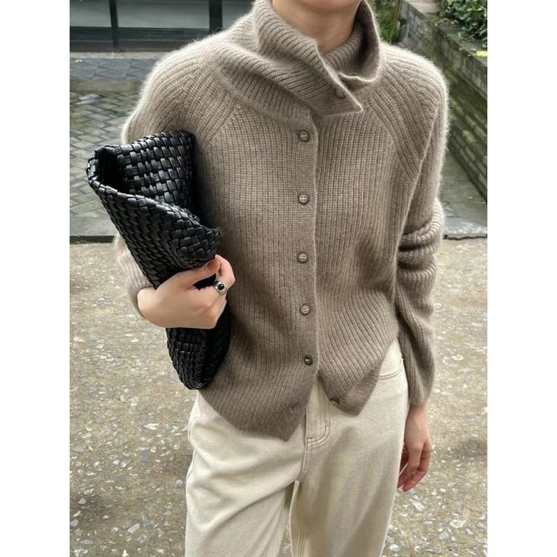 Cardigan élégant en tricot à col montant pour femme - Pull oversize confortable avec fermeture à un seul bouton, texture côtelée douce en beige, crème et noir._voghion.com