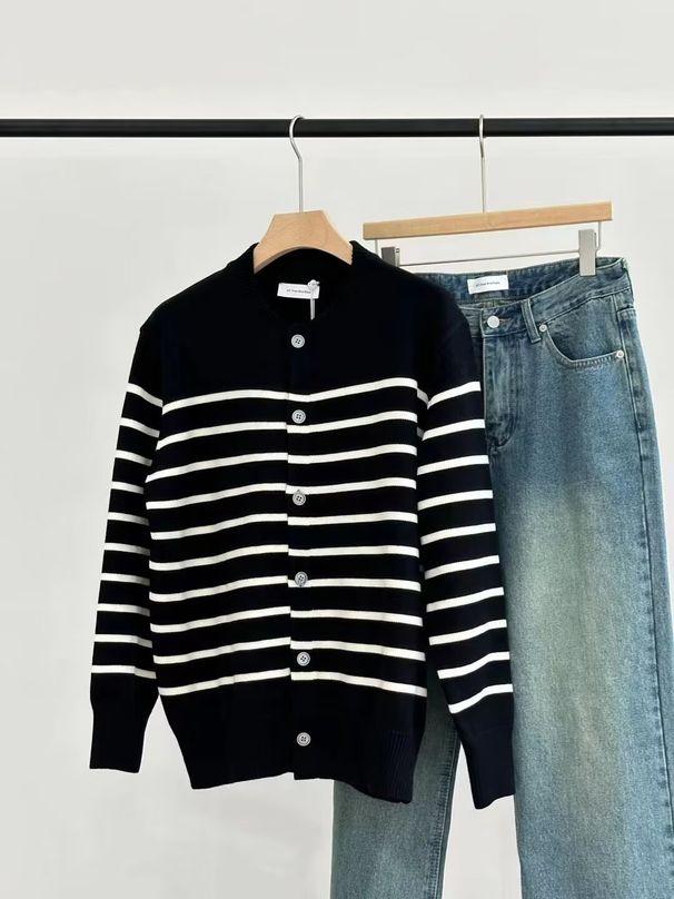 Premium Striped Knit Cardigan - Oversized Style Open Front Sweater For Men, Cozy Winter Layering Essential Cardigans_voghion.com