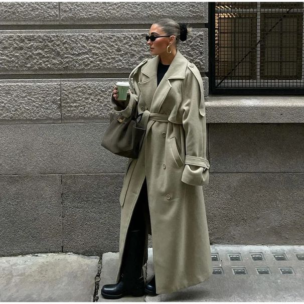 "Eleganter langer Wollmantel für Damen – Trenchcoat mit Gürtel und Reverskragen, Oversize-Passform, warme Winteroberbekleidung, stilvoll und bequem"_voghion.com