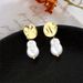 French shaped pearl earrings vintage fashion exaggerated earrings pearl earrings women_voghion.com