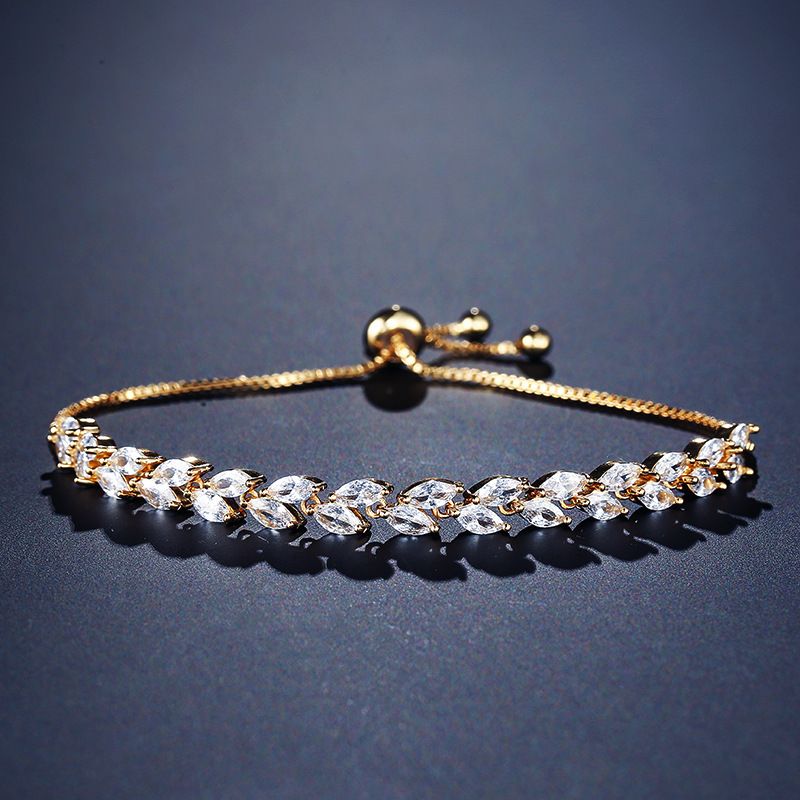 Pull out bracelet for women, simple and fashionable, horse eye zircon hand jewelry, creative and versatile_voghion.com