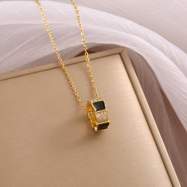 Designer titanium steel black and white Fritillaria snake bone diamond drop oil anti-slip necklace simple premium collarbone chain_voghion.com