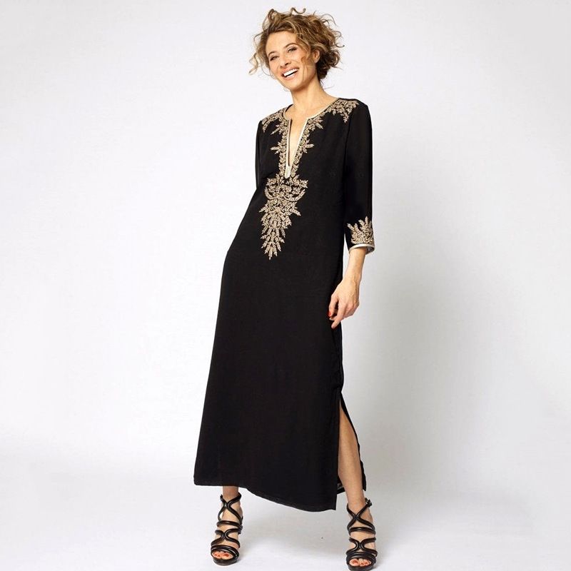 ​​"Elegant Embroidered Beach Cover-Up – Split Skirt Long Cardigan For Resort, Pool & Bikini Dressing"​​_voghion.com