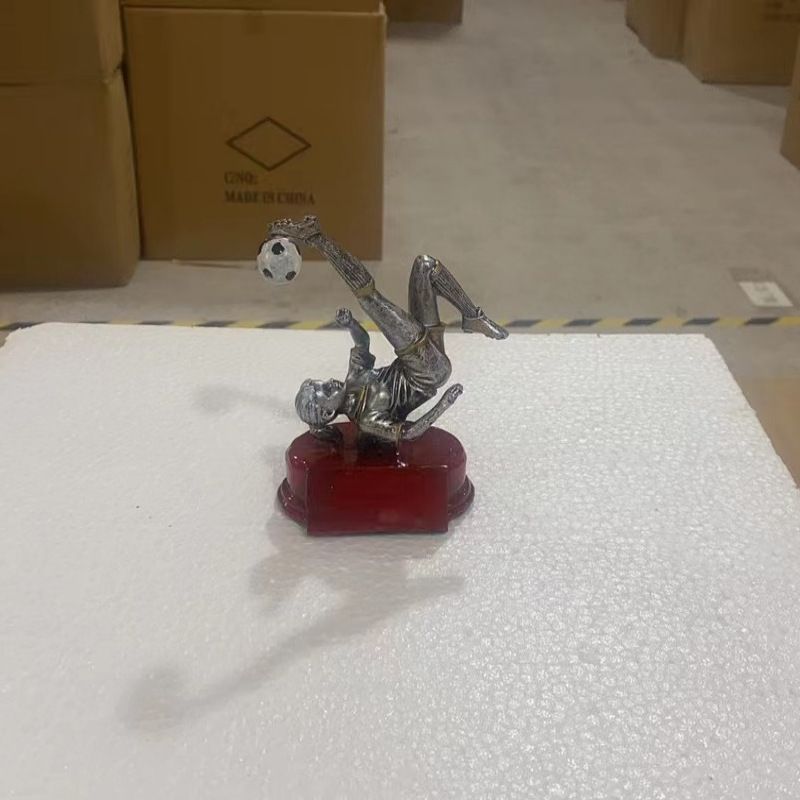 Resin Sports Series Products Women's Football Commemorative Office Table Resin Decoration Crafts Wholesale Creative Trophy_voghion.com