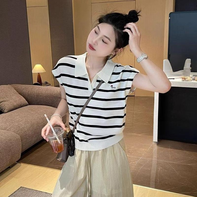Women's Clothing Short Sleeved Knitted Niche Contrast Color Stripes Flying Sleeves Top_voghion.com