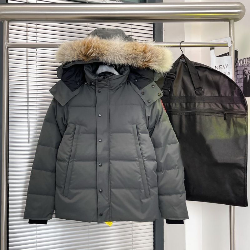 Giacca parka invernale premium da uomo con stemma in pelliccia, impermeabile e antivento, piumino d'anatra 750FP, per temperature estremamente fredde (-30°C), vari colori_voghion.com