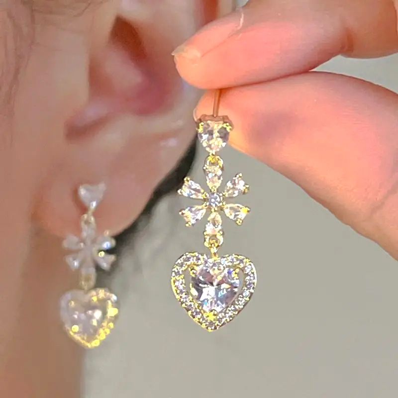 Cao Shi French Gentle Light Luxury and High Grade, Baroque Style Earrings, Love Flower, Zircon Female Earrings_voghion.com