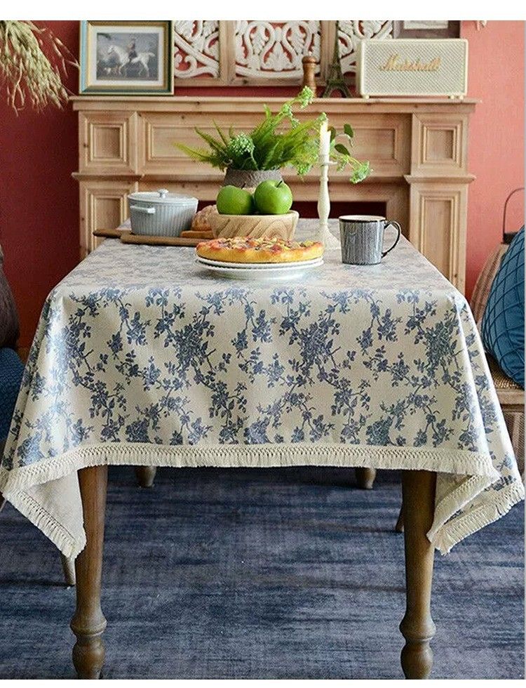 Nappe à imprimé floral - Motif floral frais et élégant (Nappe rectangulaire légère en polyester lavable pour table de pique-nique/salle à manger, décoration d'intérieur)_voghion.com