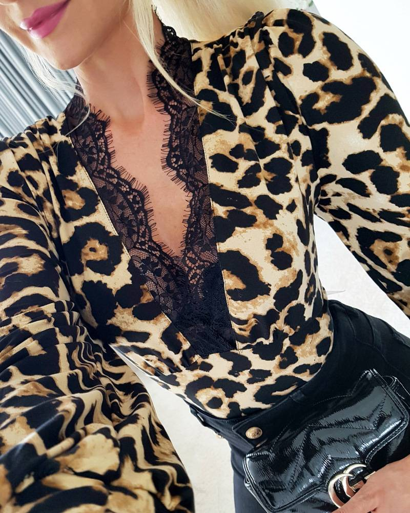 ​​Women's Leopard Print V-Neck Top With Lace Patchwork – Sexy Long Sleeve Blouse For Night Out & Party​​_voghion.com