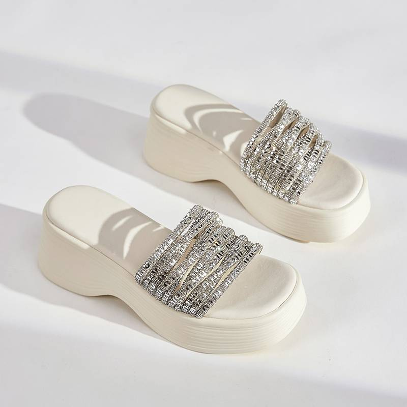 Chaussons plats MingLiu avec diamants brillants, polyvalents et élégants, décontractés et haut de gamme, semi-chaussons, adaptés aux tenues d'été pour femmes en 2025_voghion.com