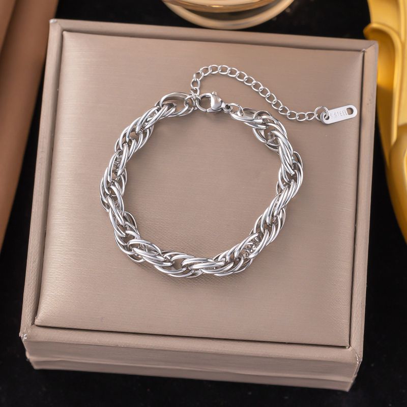 Versatile Double-layer Winding Keel Chain Stainless Steel Necklace For Women Without Fading_voghion.com